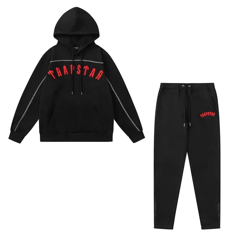 Trapstar Red Logo Trainingsanzug Herren Schwarz Schweiz | YAKSZU974